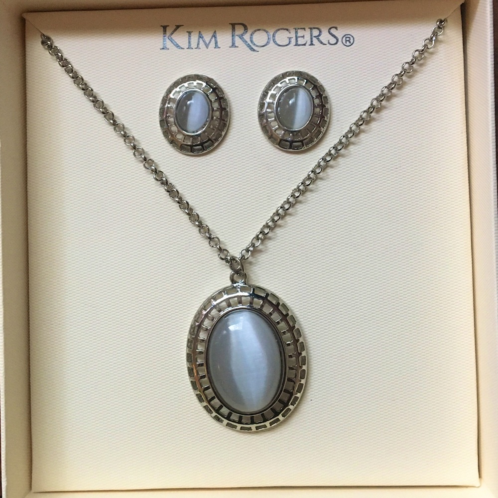 Kim Rogers necklace & earring set